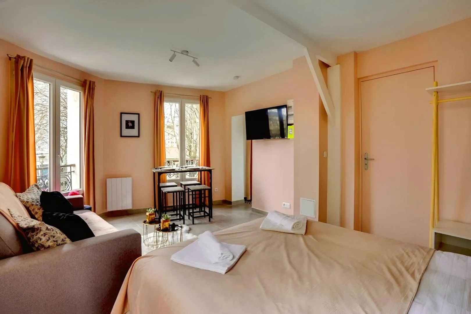 Bluestay 22 - Superb Studio In Paris Apartment